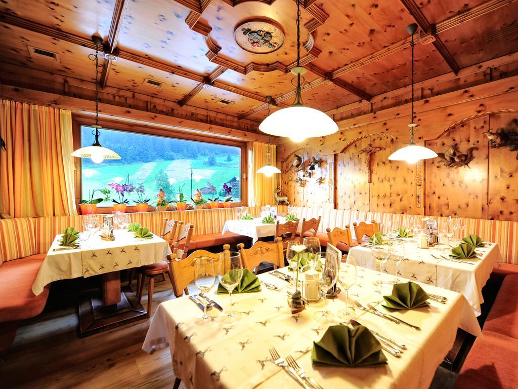 Alpenhof Pitztal Hotel Sankt Leonhard im Pitztal Exterior photo