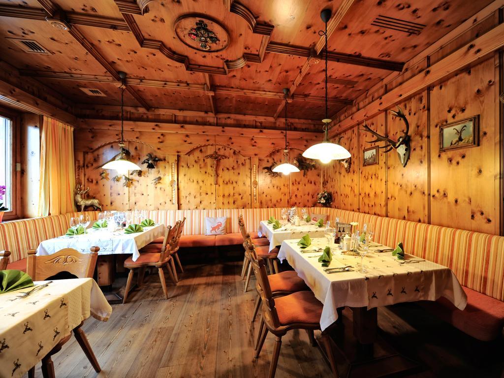 Alpenhof Pitztal Hotel Sankt Leonhard im Pitztal Exterior photo